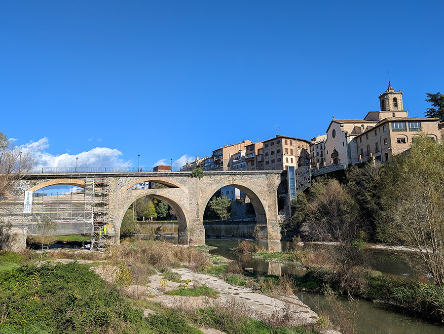 Els Reis d'Orient reobriran simbòlicament el trànsit el Pont Vell de Roda de Ter, després dels treballs de rehabilitació