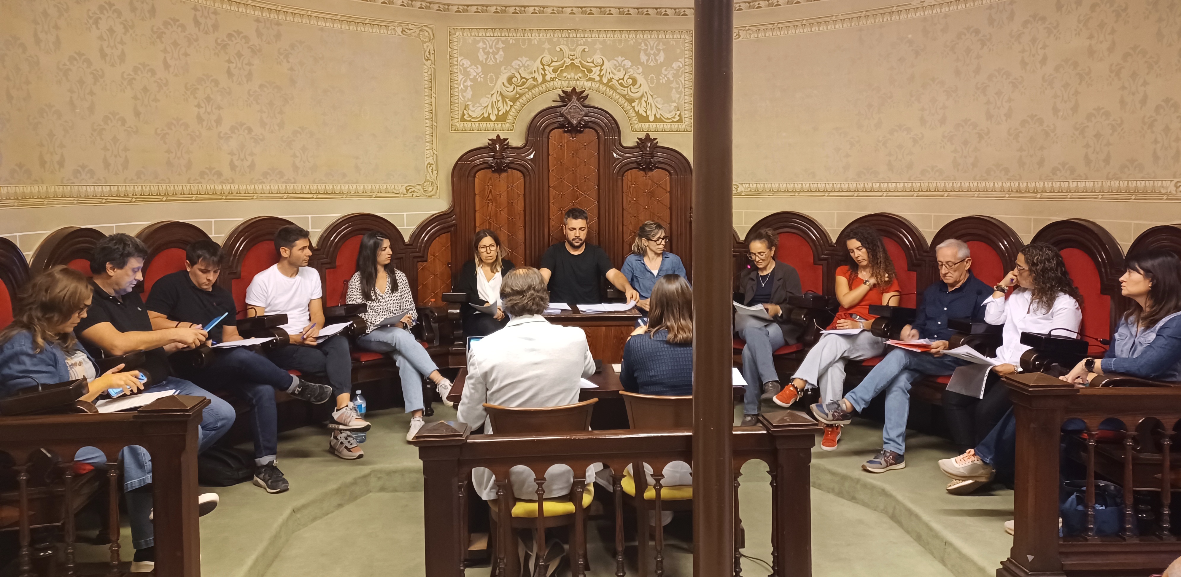 Roda de Ter aprova les ordenances fiscals per a l'any 2026