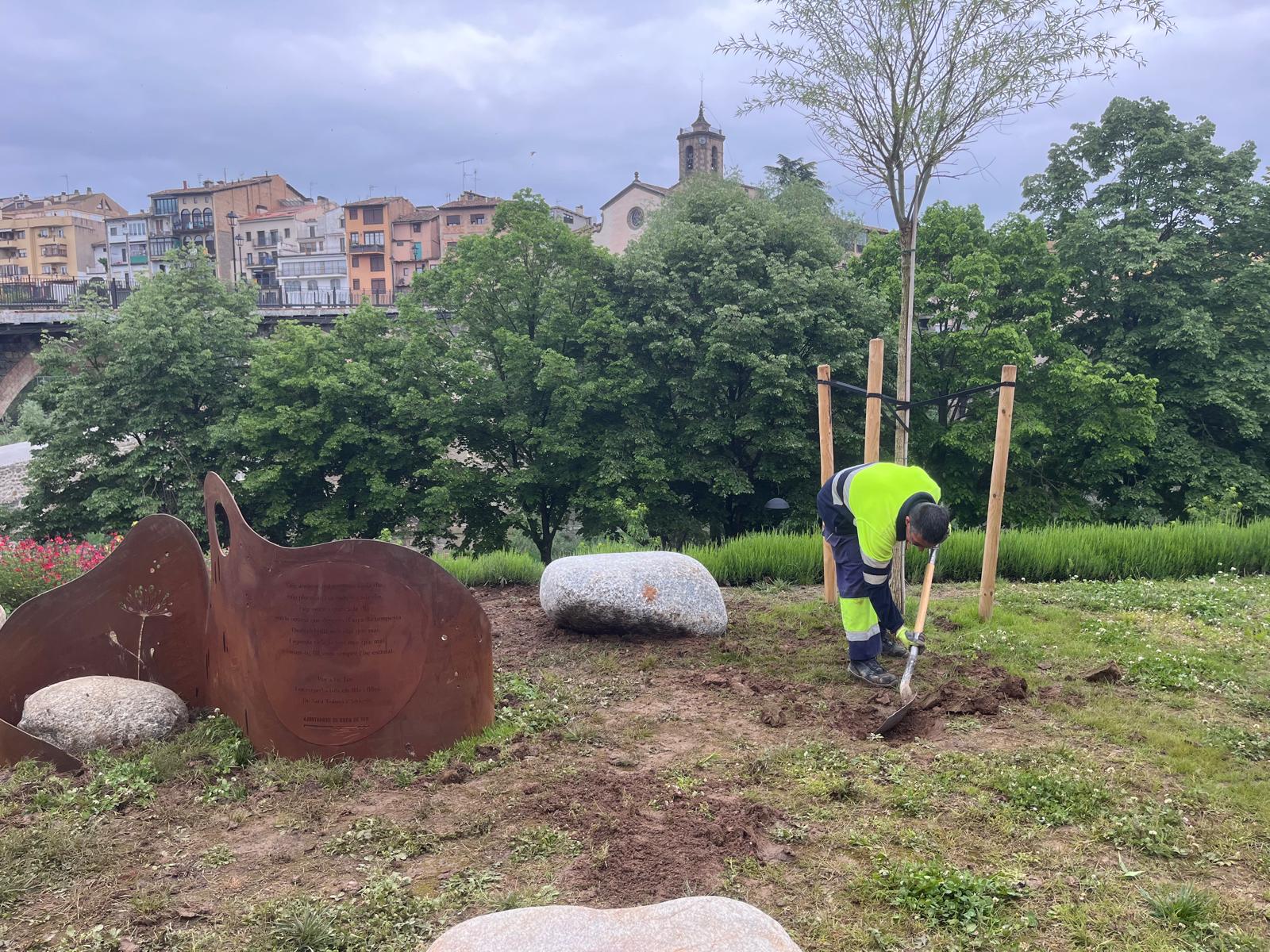 Actuacions i treballs de millora de la via publica fets per la Brigada Municipal 